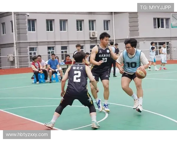 龙岩小姚明的篮球梦想与成长之路：从校园到职业的奋斗历程